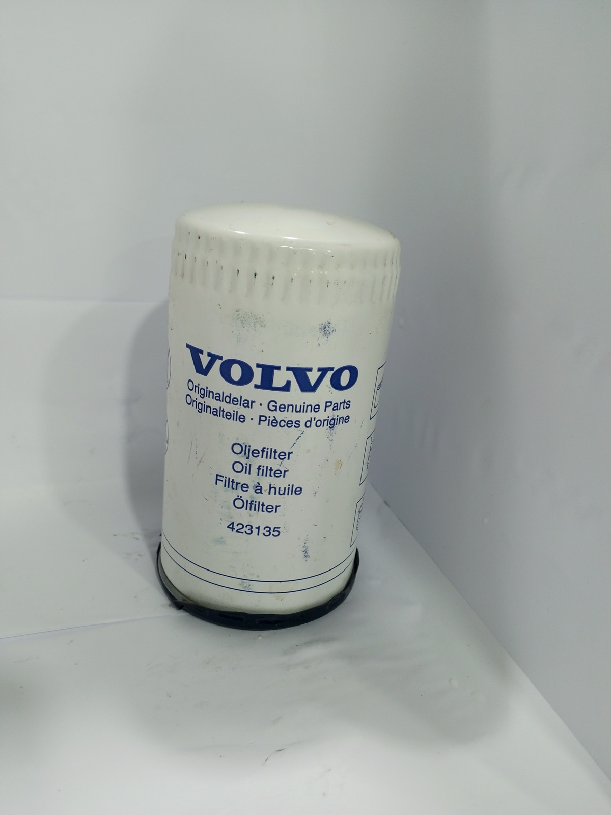 فلتر زيت Volvo 423135